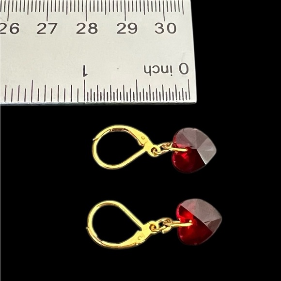 Red Crystal heart earrings Gold plated - Picture 6 of 7